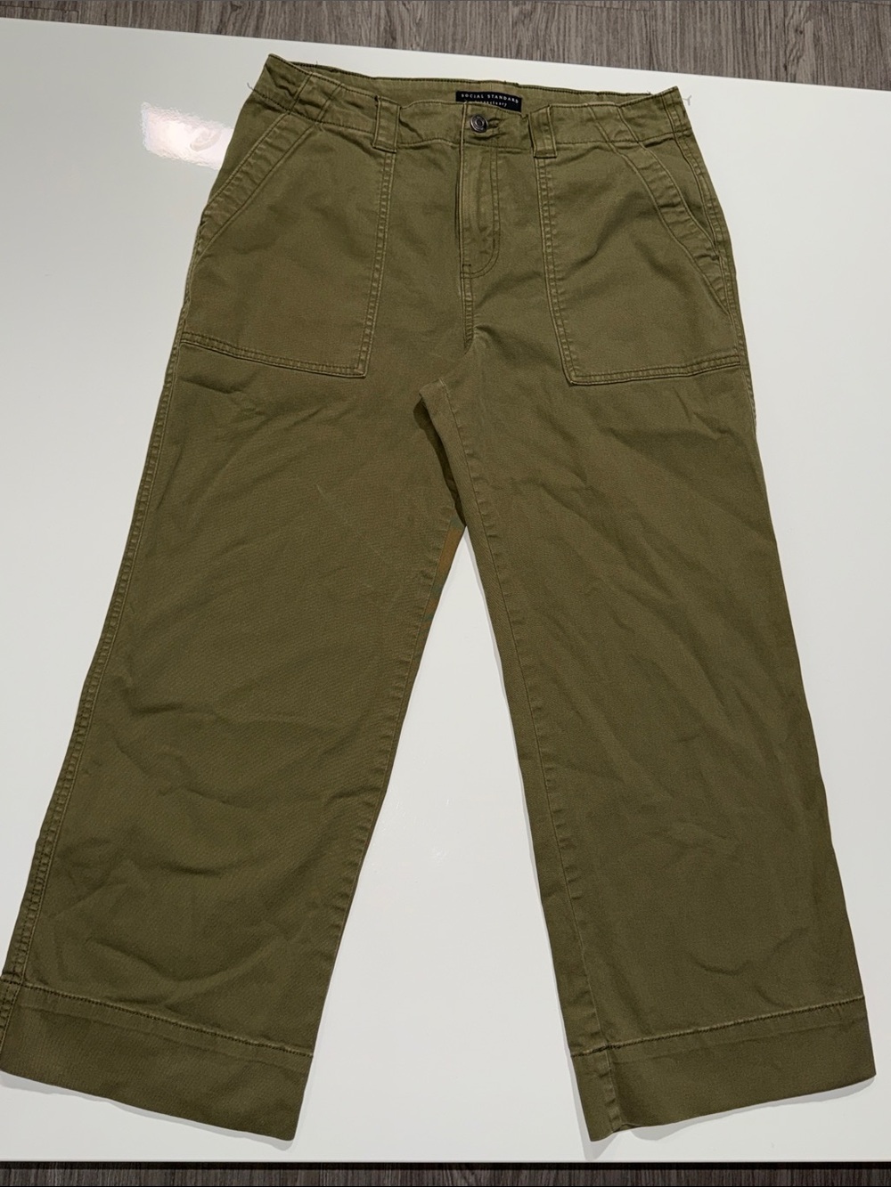 Social Standard by Sanctuary Women's Logan Stretch Utility Pant Size 6 Green